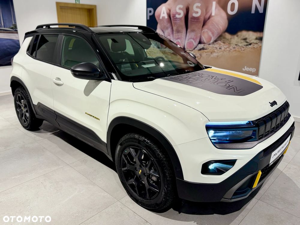 Jeep Avenger 1.2 T3 mHEV The North Face 4xe eDCT6 - 5