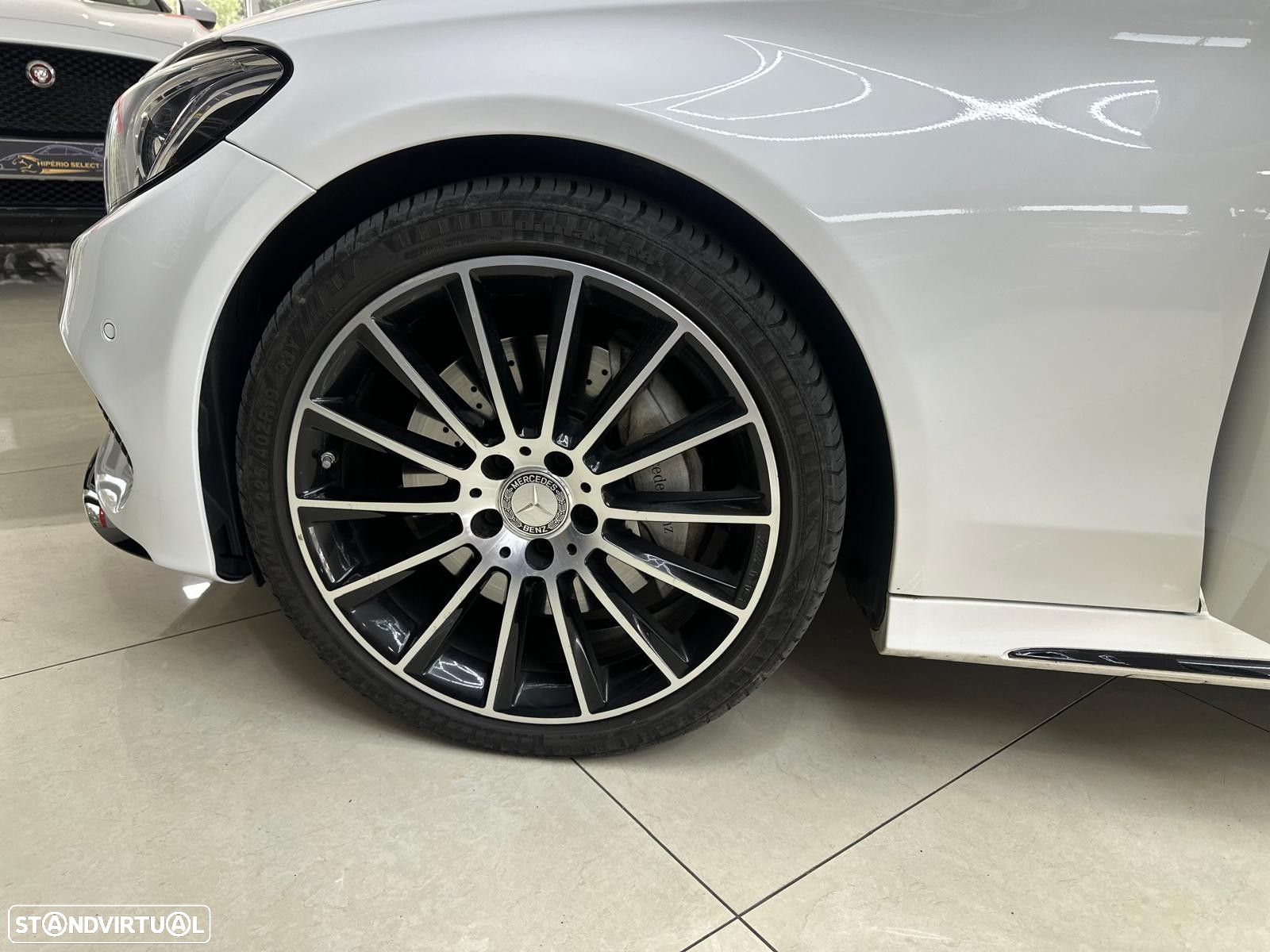 Mercedes-Benz C 250 d Coupe 9G-TRONIC AMG Line - 6