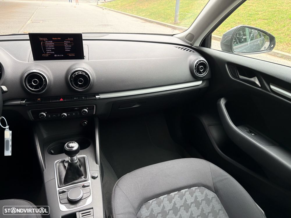 Audi A3 Sportback 1.6 TDI Sport - 17