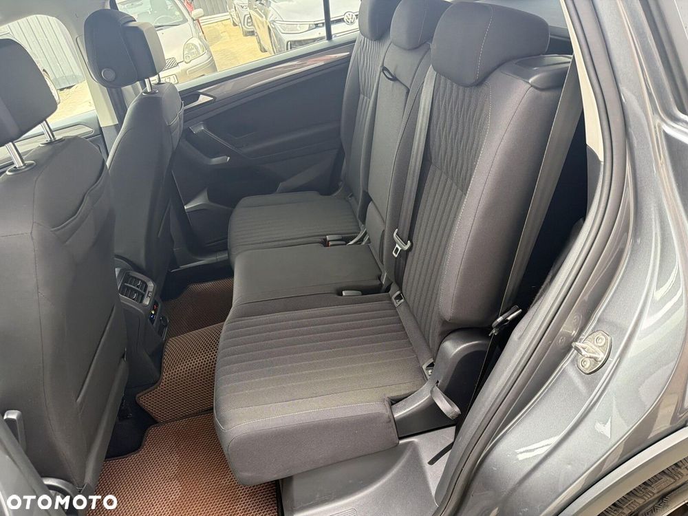 Volkswagen Tiguan Allspace - 16