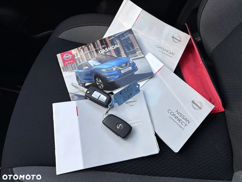 Nissan Qashqai 1.3 DIG-T N-Connecta - 33