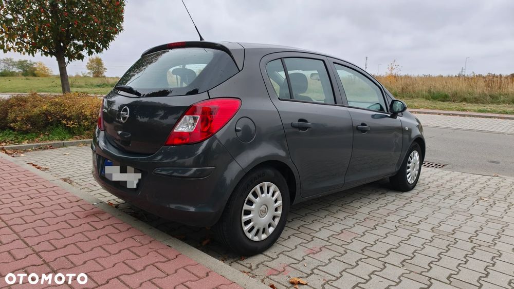 Opel Corsa - 2