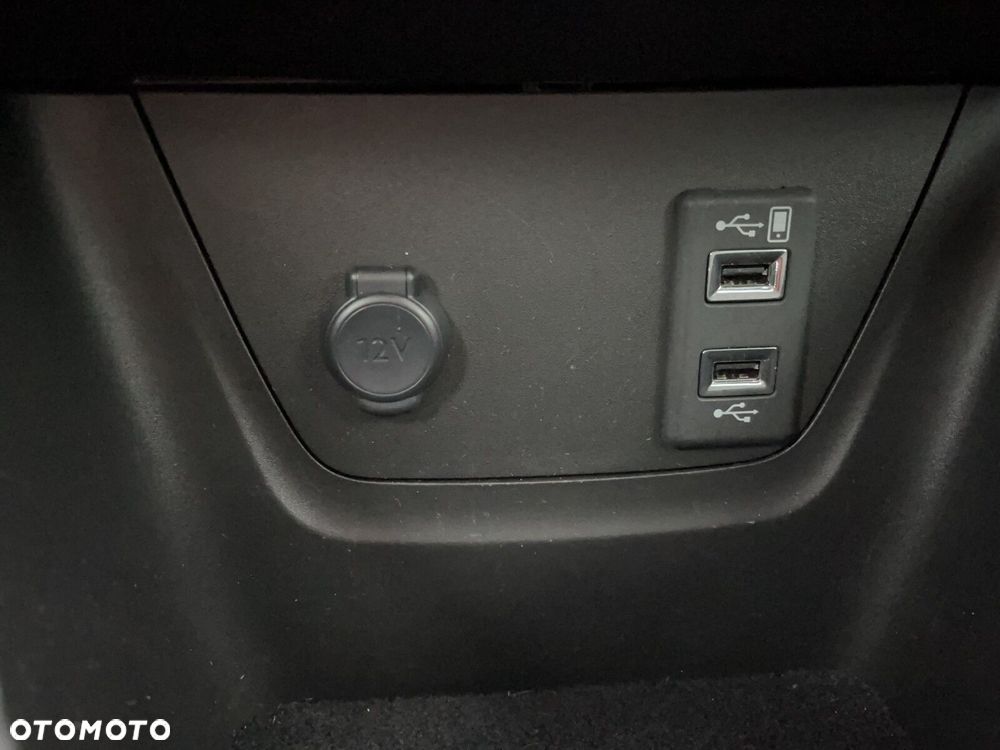 Opel Crossland X - 29