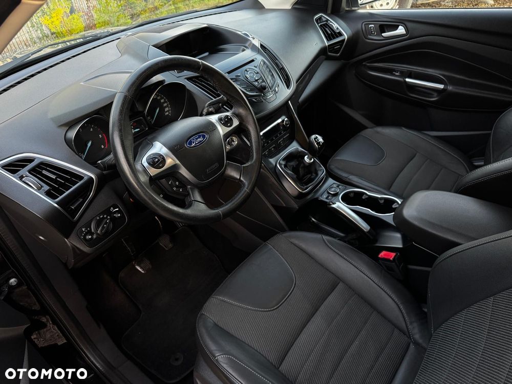 Ford Kuga 2.0 TDCi 4x4 Titanium - 7