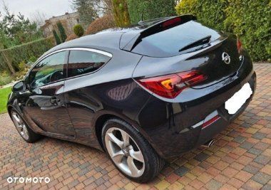 Opel Astra 1.6 Turbo Edition - 2