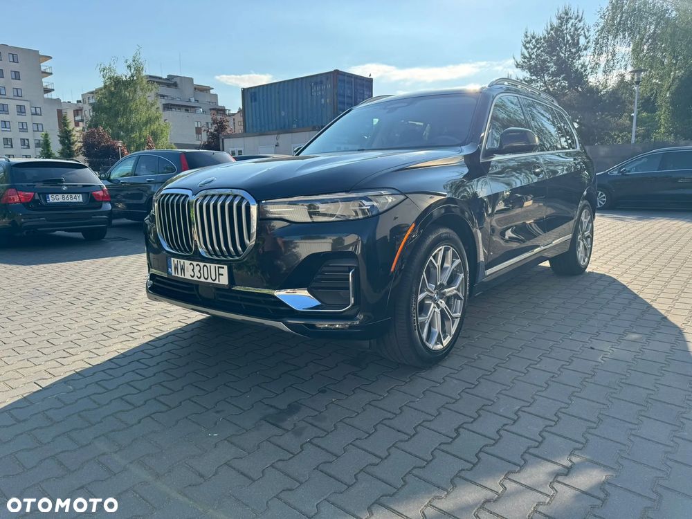 BMW X7 xDrive40i - 9