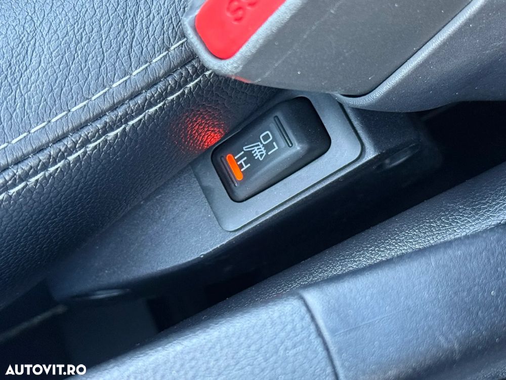 Mitsubishi ASX 1.8 DID 4WD Instyle U06 - 36