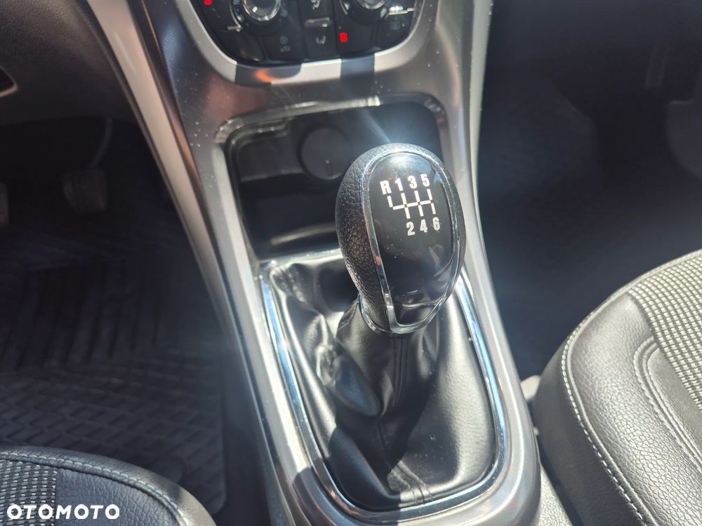 Opel Astra 1.4 Turbo Cosmo - 16