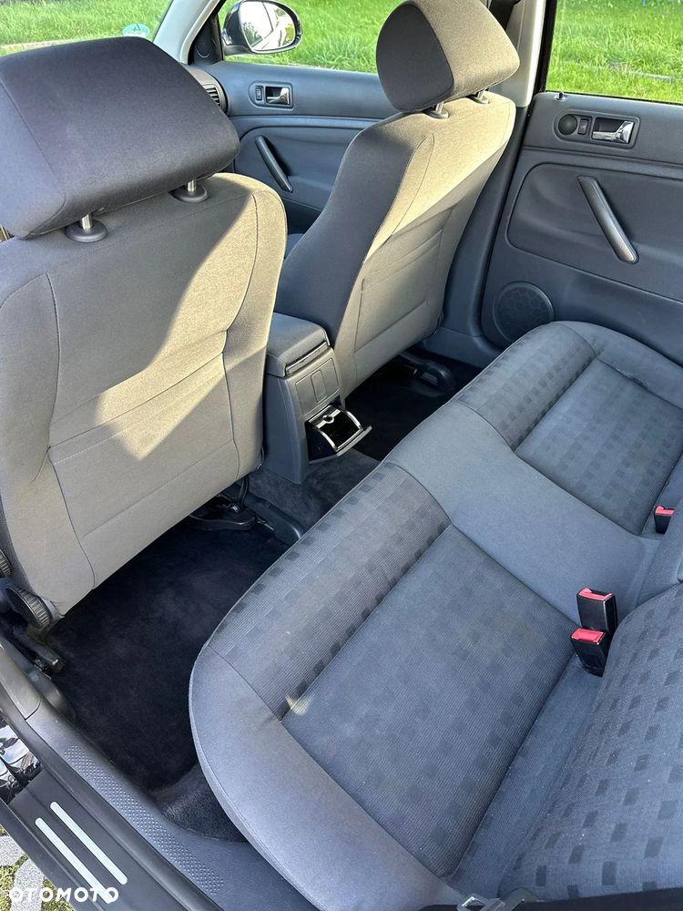 Volkswagen Passat 2.0 Comfortline - 7