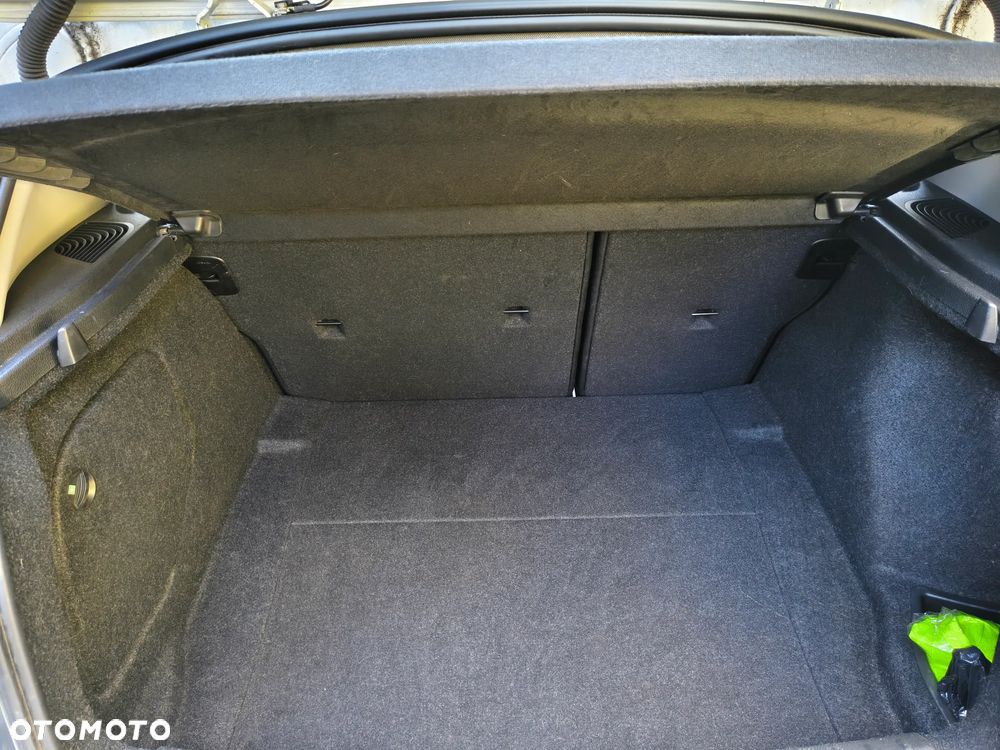 BMW Seria 1 120i - 7