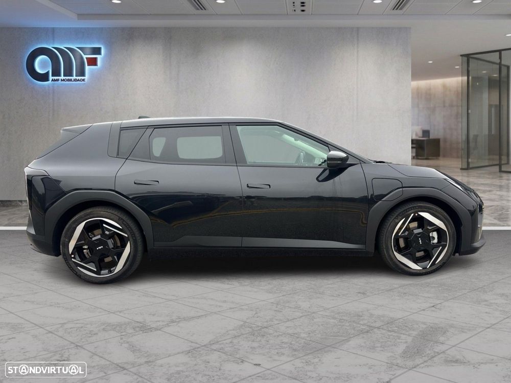 Kia EV4 81.4 kWh Tech - 8