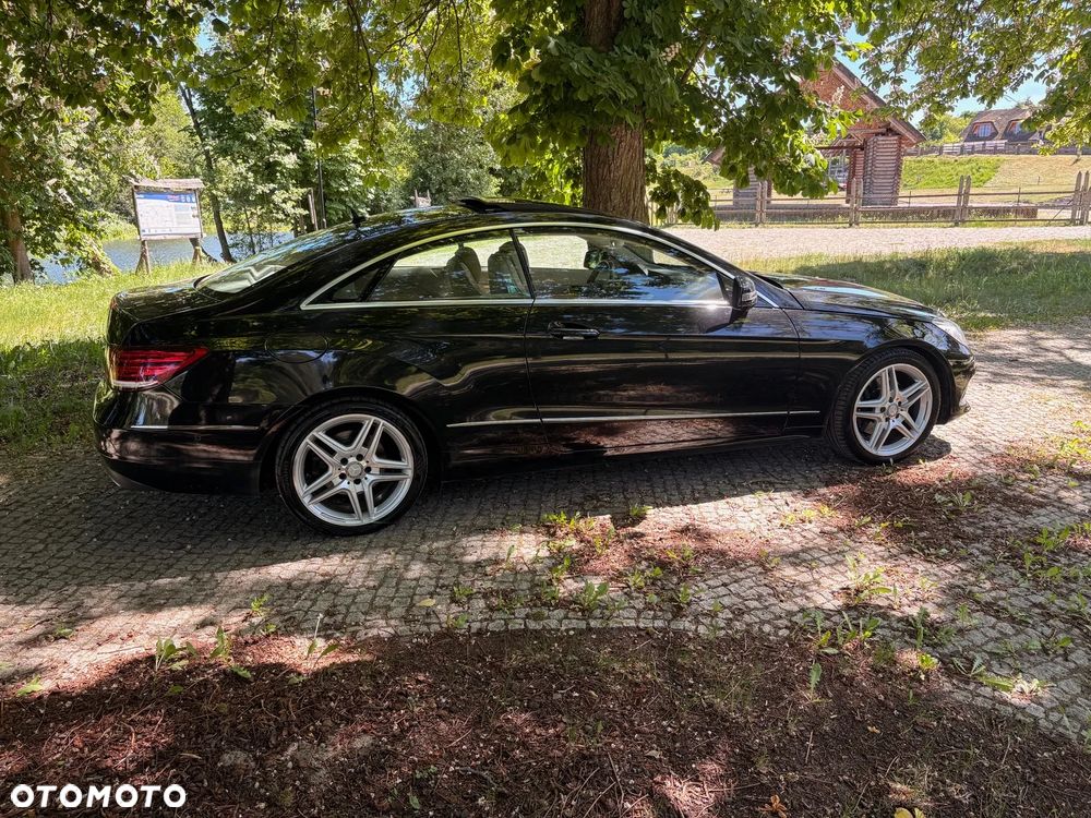 Mercedes-Benz Klasa E 250 (BlueTEC) d 9G-TRONIC - 6