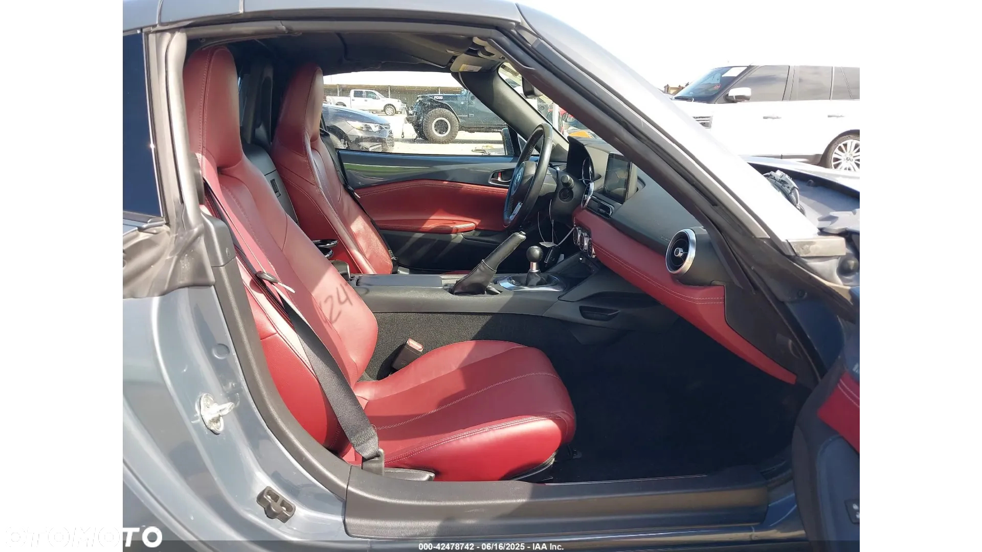 Mazda MX-5 RF SKYACTIV-G 184 Sports-Line - 10