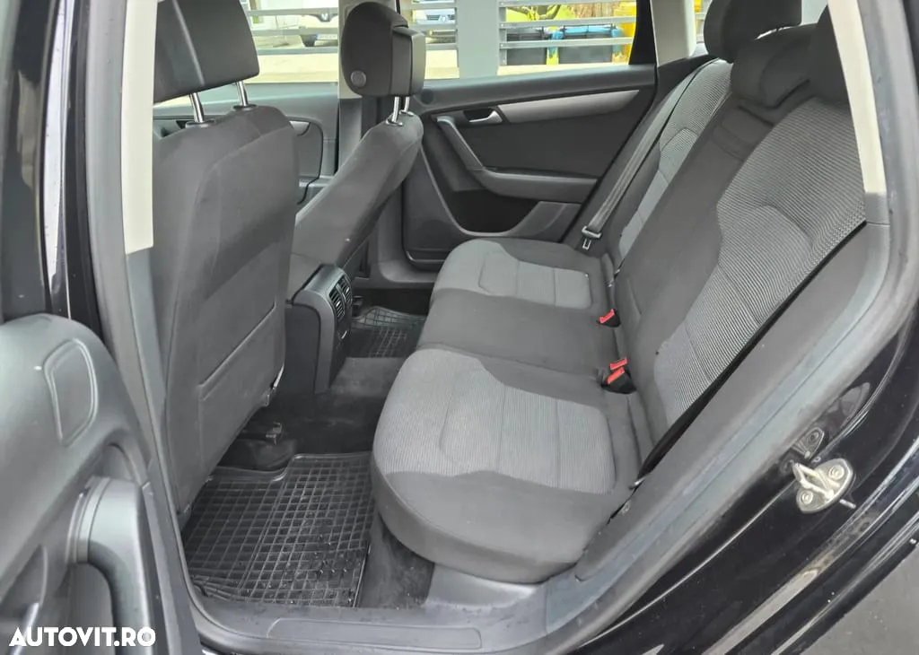 Volkswagen Passat Variant 2.0 TDI DSG BlueMotion Technology Comfortline - 7