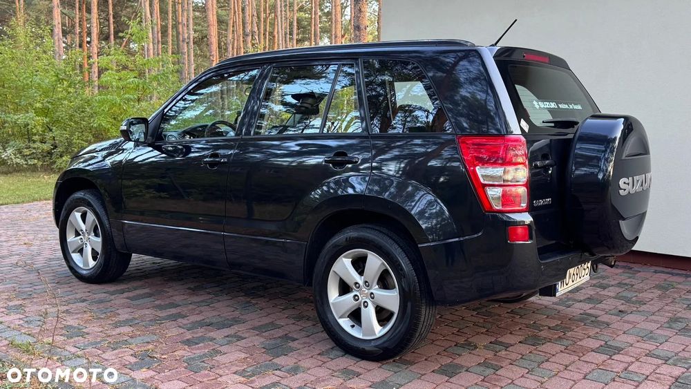 Suzuki Grand Vitara 2.0 - 3