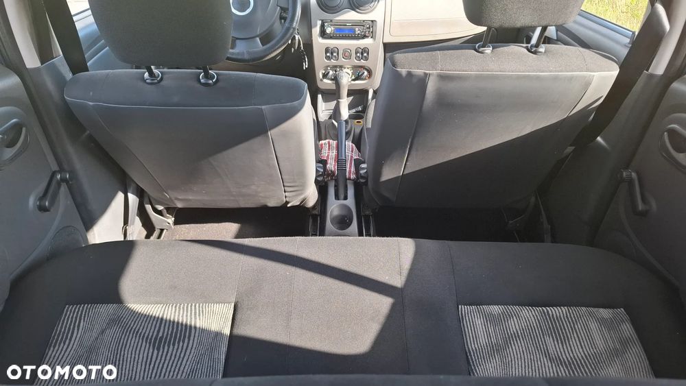 Dacia Sandero 1.2 16V Ambiance - 26