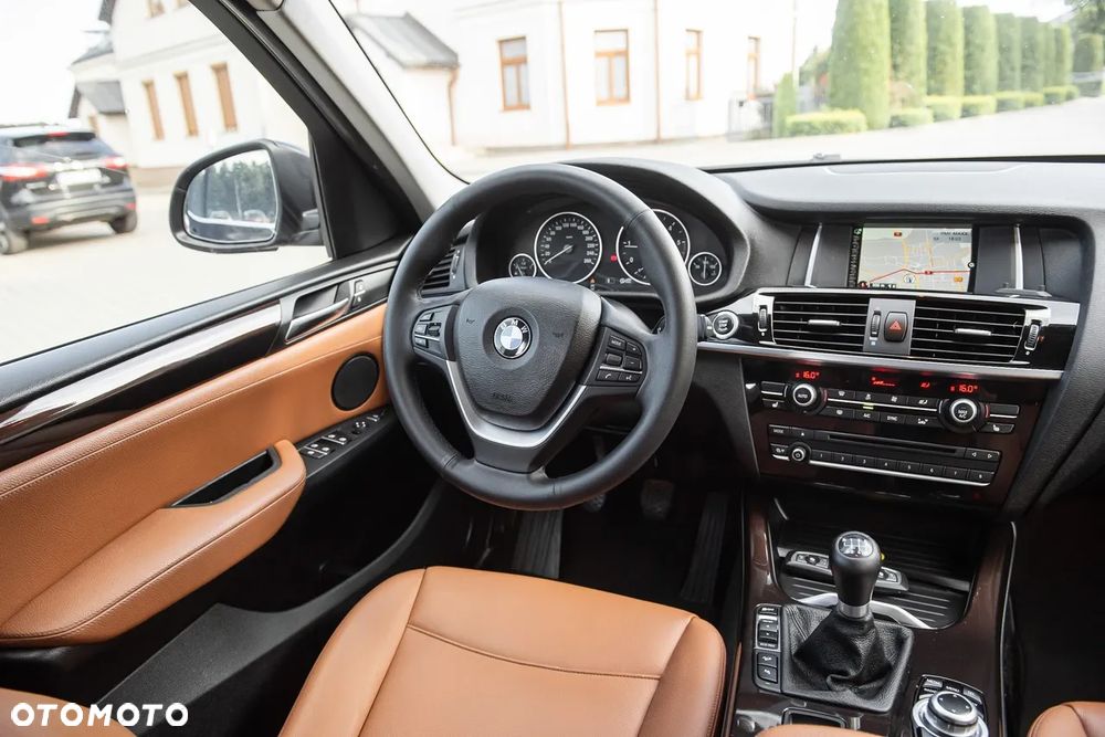 BMW X3 xDrive20d xLine - 25