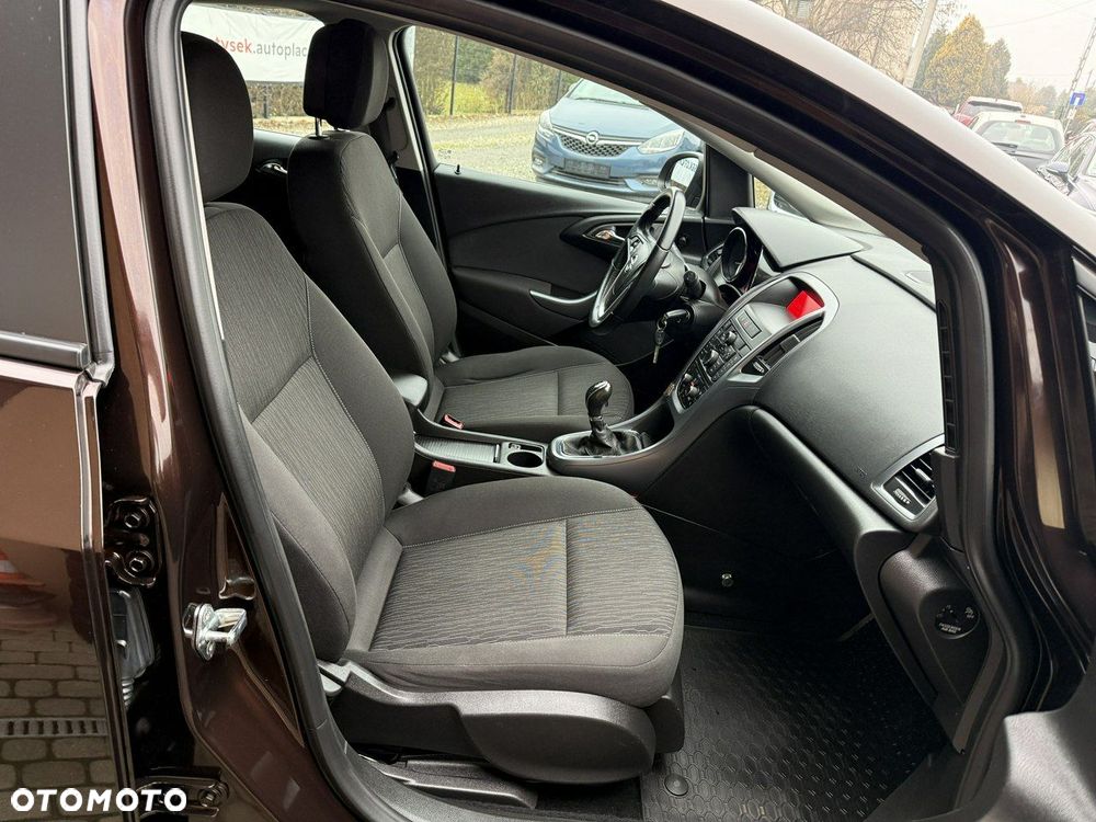 Opel Astra 1.6 Enjoy EU6 - 19