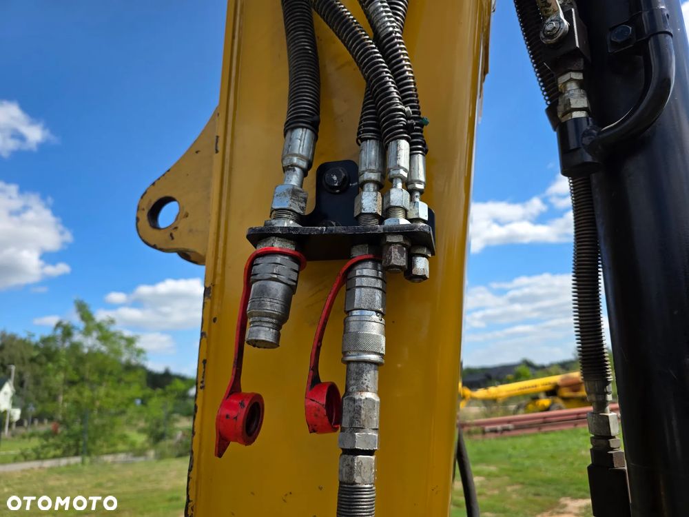 Caterpillar CAT 305 - 23