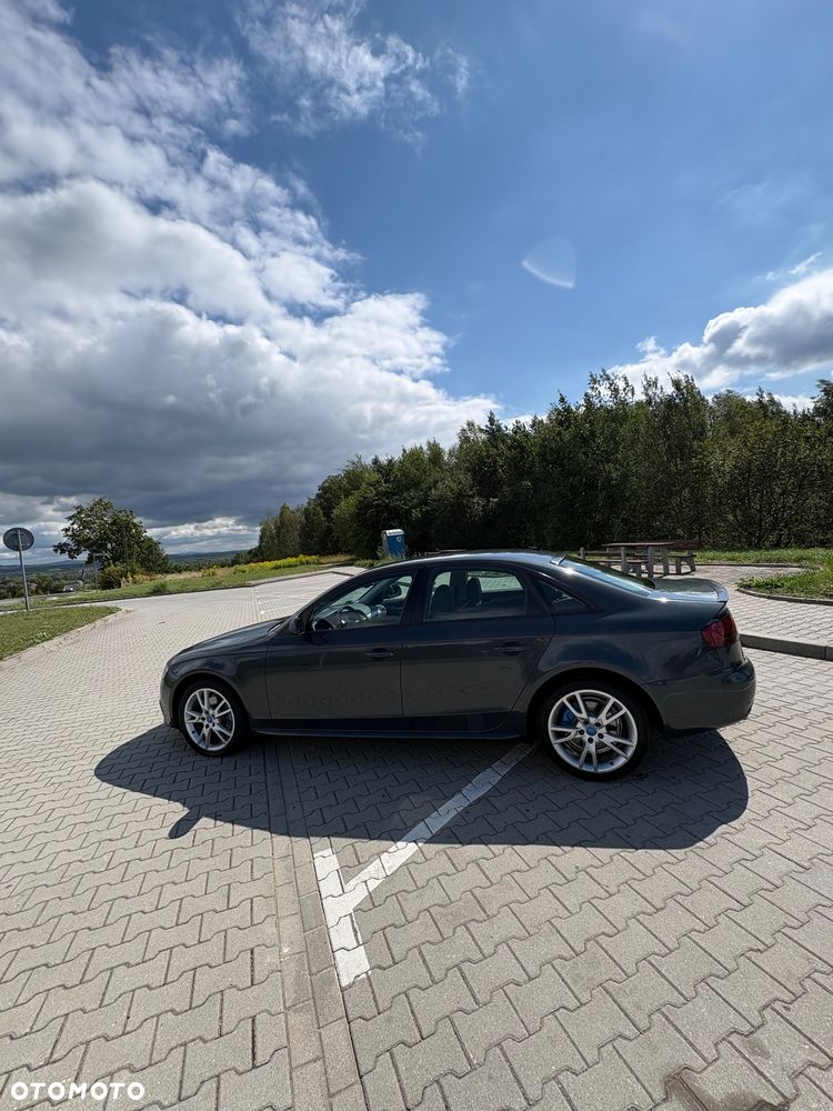 Audi A4 Limousine 2.0 TDI - 6