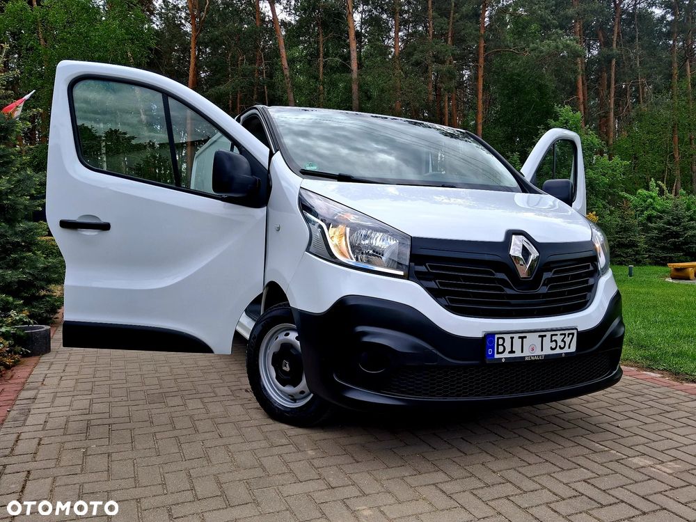 Renault Trafic - 2