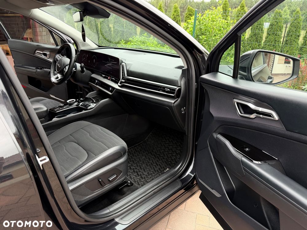 Kia Sportage 1.6 T-GDI HEV Anniversary 2WD - 26
