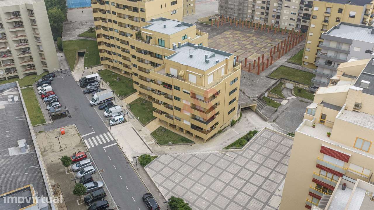 Apartamento T2, na Póvoa de Varzim, 2.ª linha de mar, a poucos passos - Grande imagem: 2/29