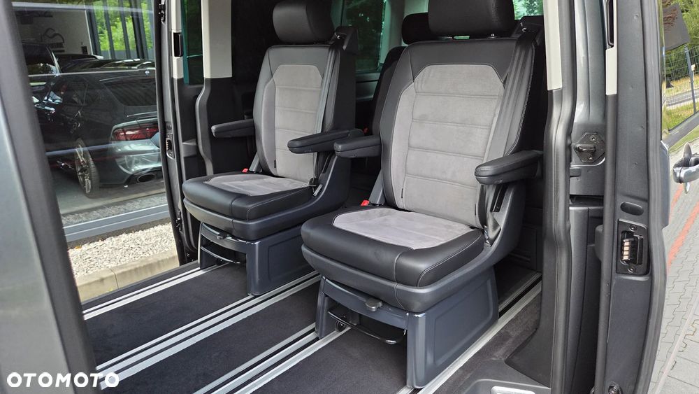Volkswagen Multivan - 29