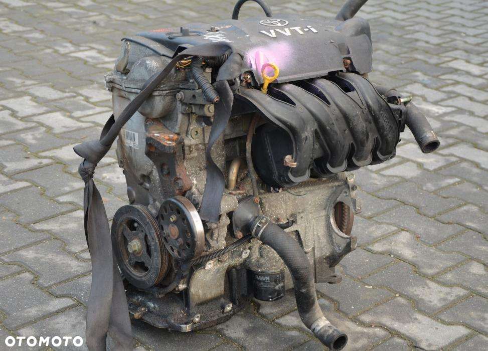 Silnik TOYOTA YARIS I VERSO 1.3 VVT-I Kod silnika V2NZ-P52 - 3