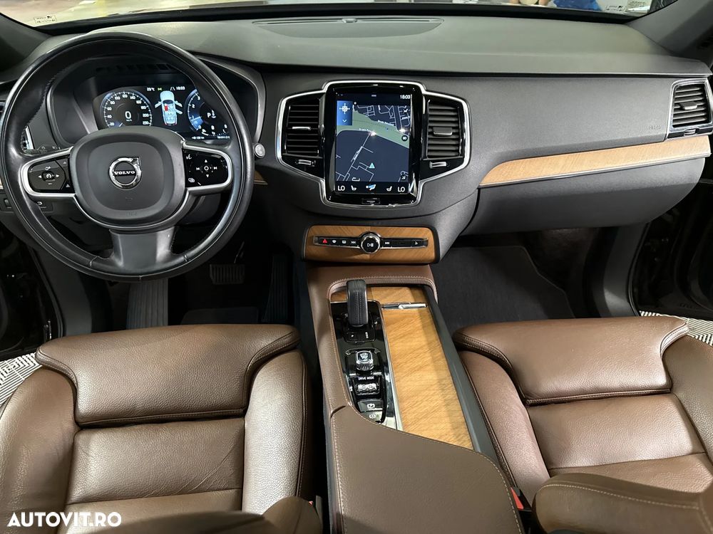 Volvo XC 90 - 10