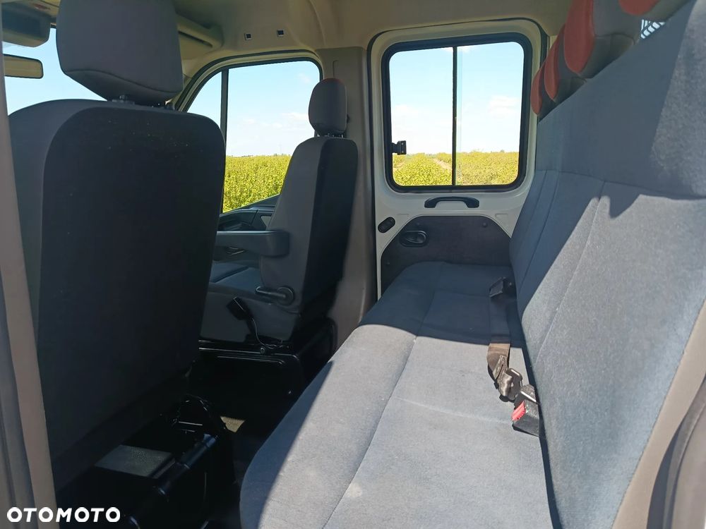 Renault Trafic - 7