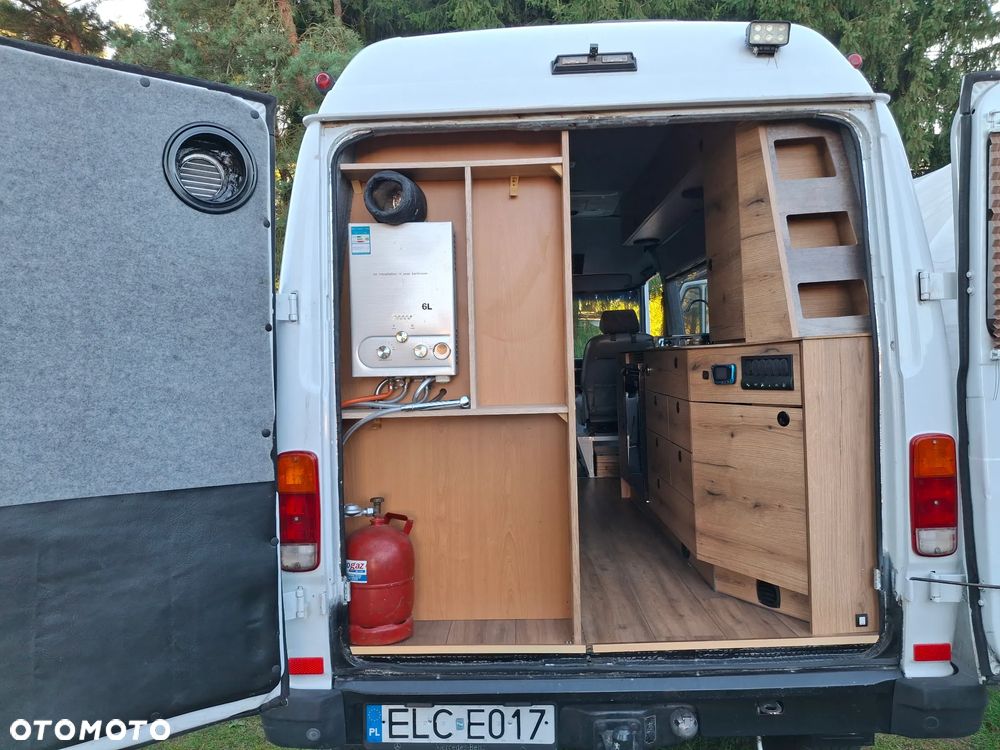 Mercedes-Benz 307 kaczka kamper 4x4 - 7