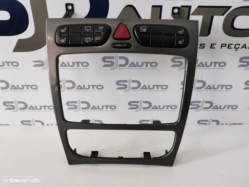 Moldura Rádio - Mercedes C W203 - 1