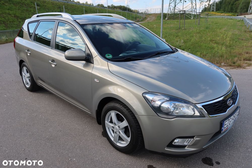 Kia Ceed Cee'd 1.4 L - 3