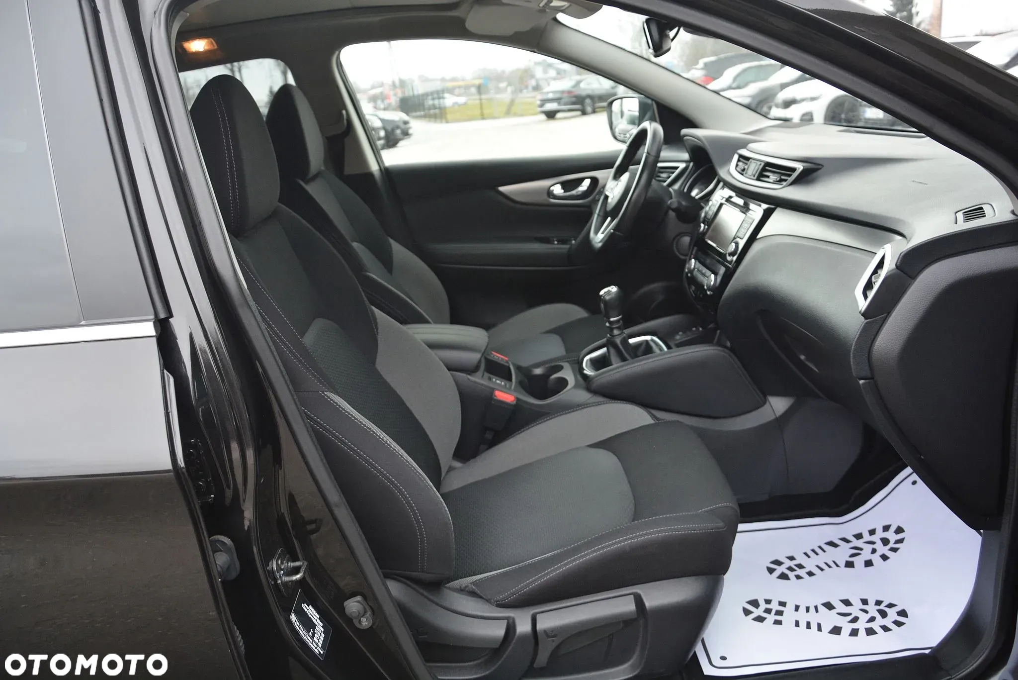 Nissan Qashqai 1.3 DIG-T N-Connecta - 15