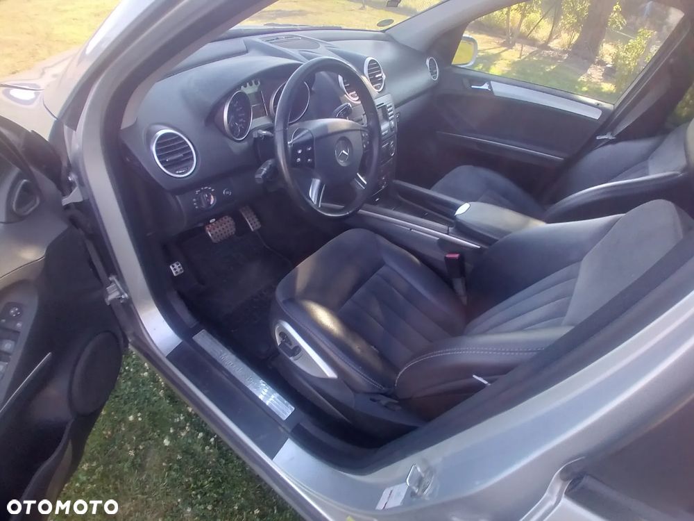 Mercedes-Benz ML - 5
