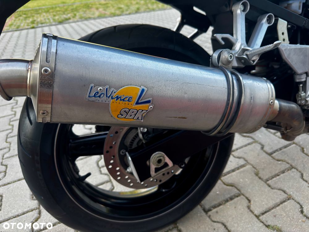 Suzuki SV - 25