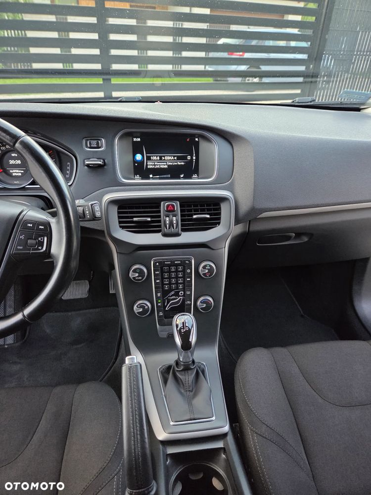 Volvo V40 D2 Powershift Kinetic - 30
