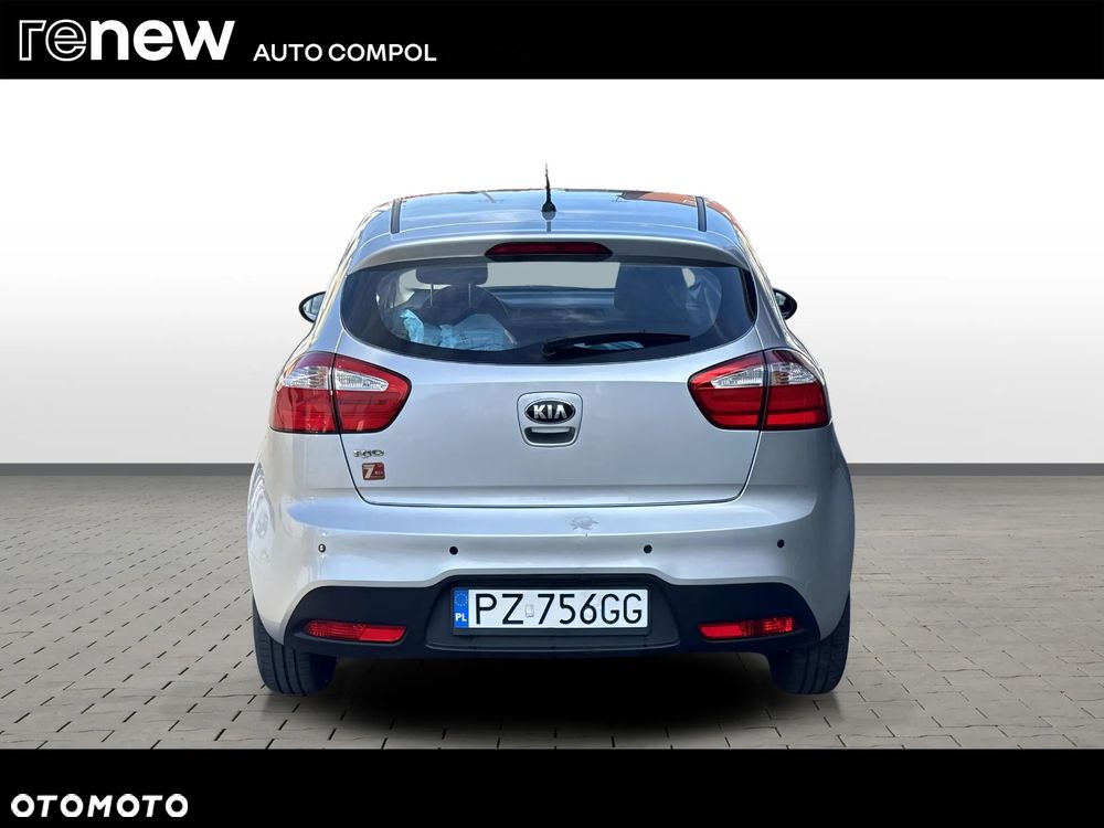 Kia Rio 1.4 M - 4