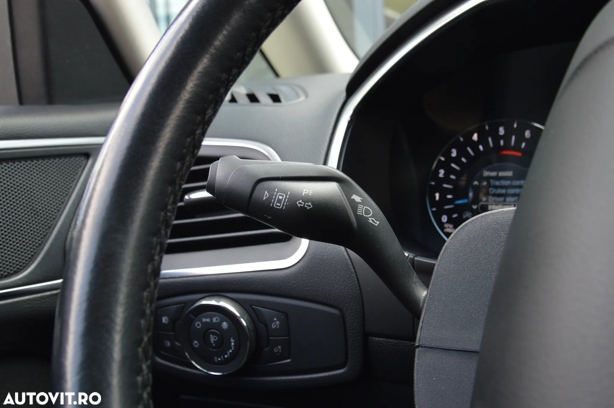 Ford S-Max 2.0 EcoBlue Allrad Aut. TITANIUM - 33
