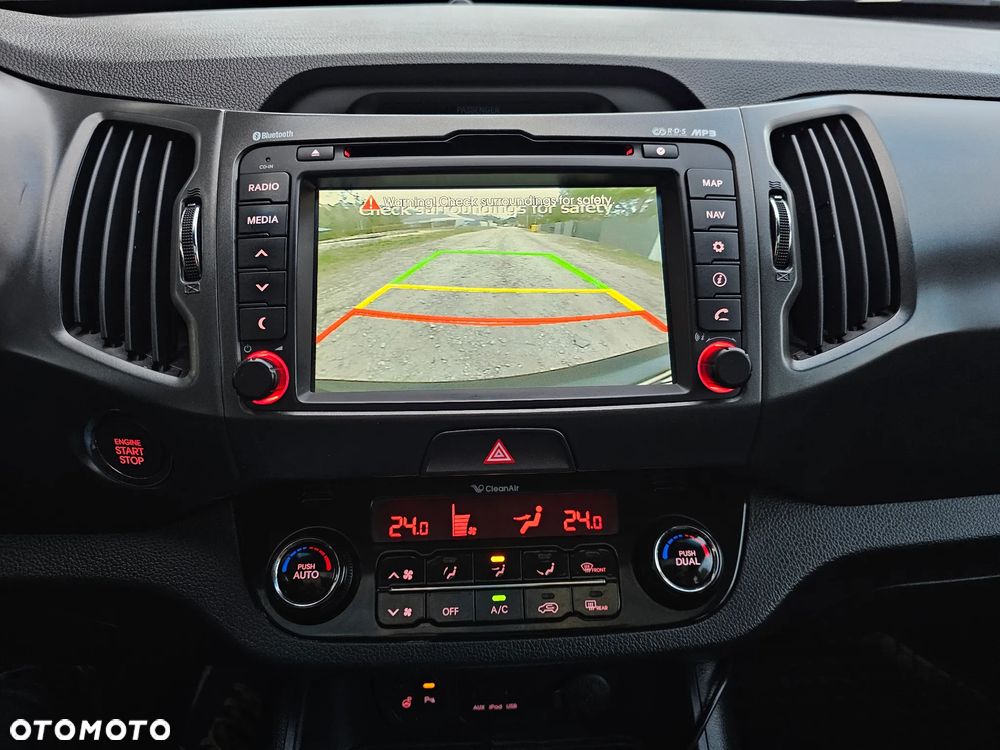 Kia Sportage 2,0 CRDI AWD Dream-Team Edition - 34