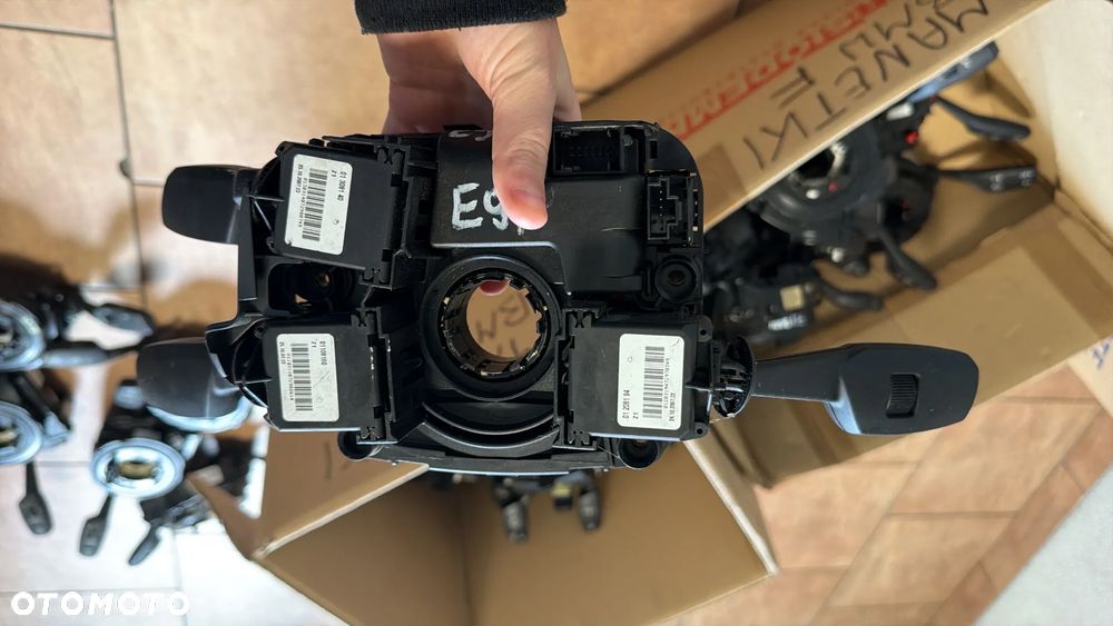 BMW E82 E90 E92 E93 PRZEŁĄCZNIK ZESPOLONY TAŚMA MANETKI 9123040 - 2