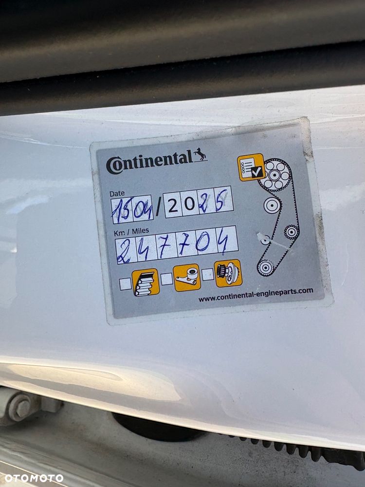 Audi A4 Avant 2.0 TDI - 13