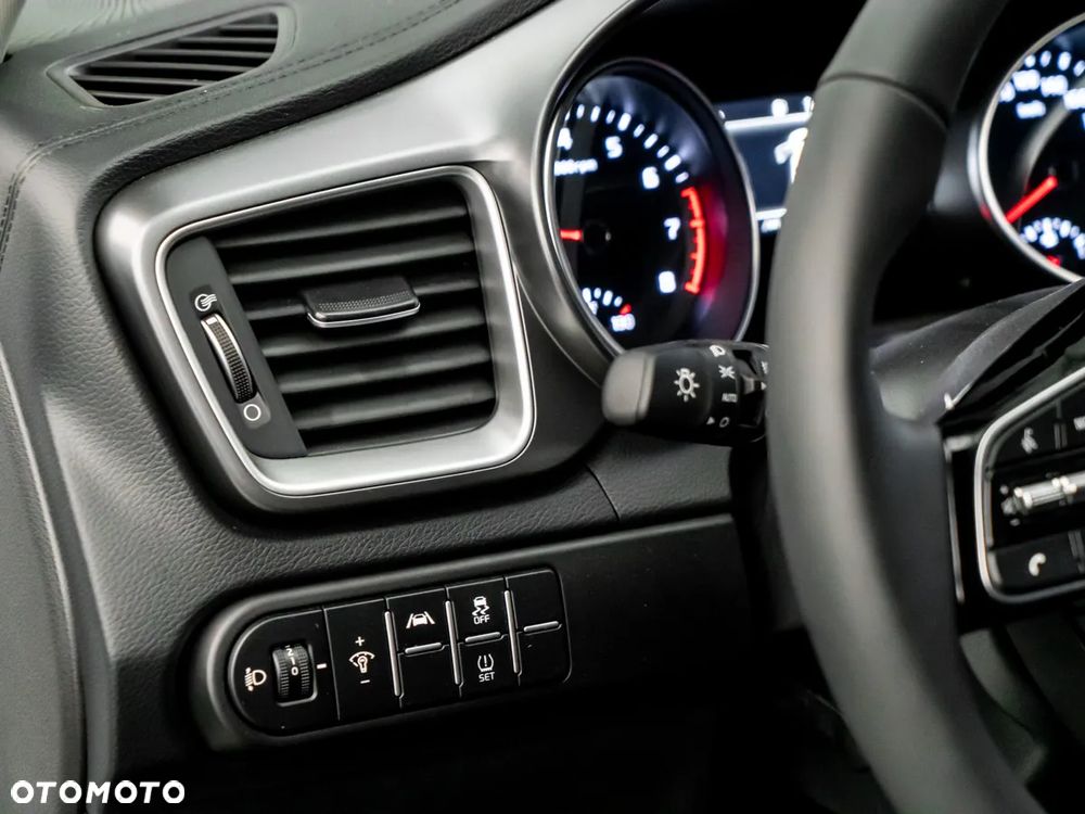 Kia XCeed 1.6 T-GDI M DCT - 14