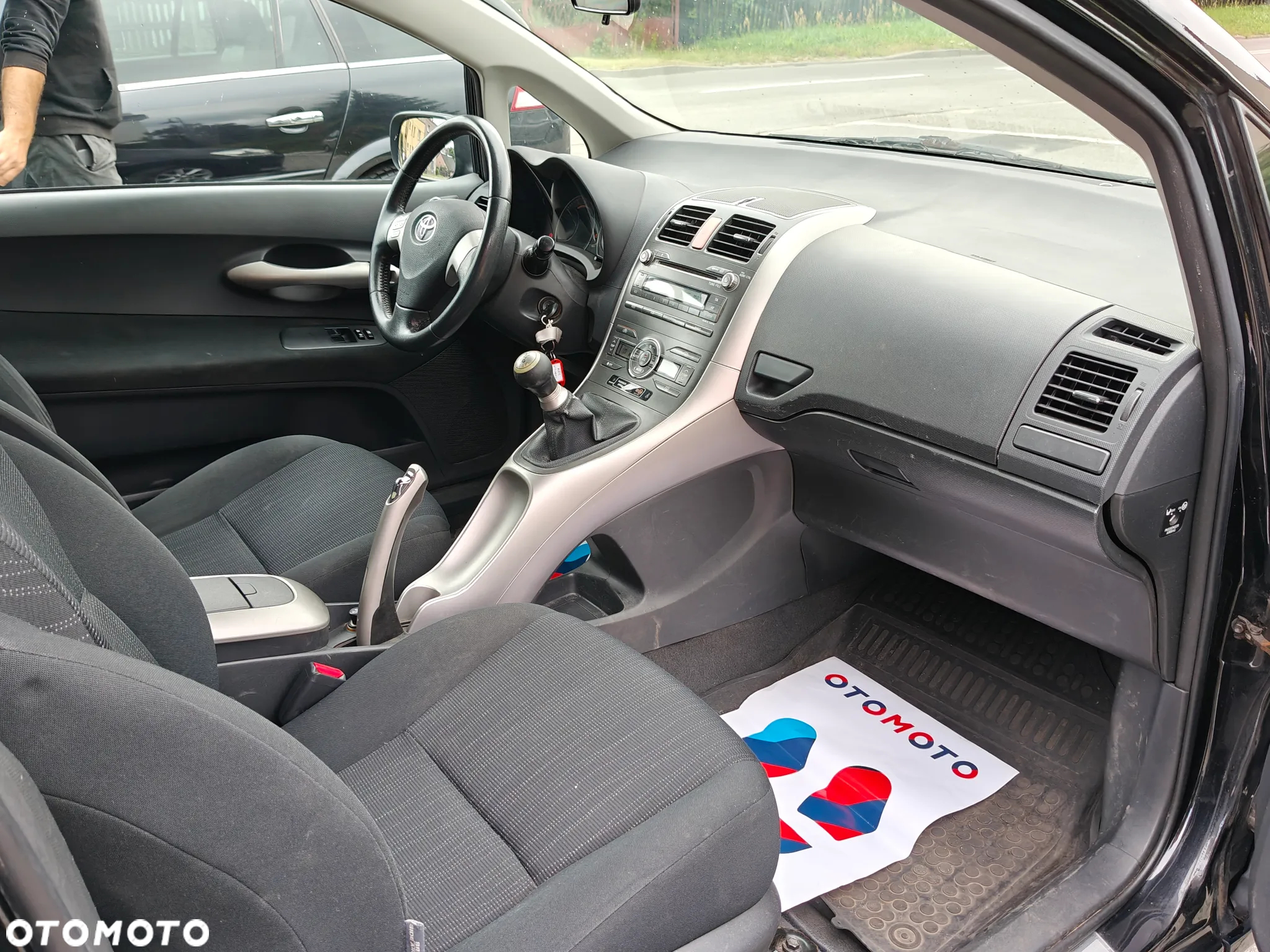 Toyota Auris 1.4 VVT-i Sol - 19