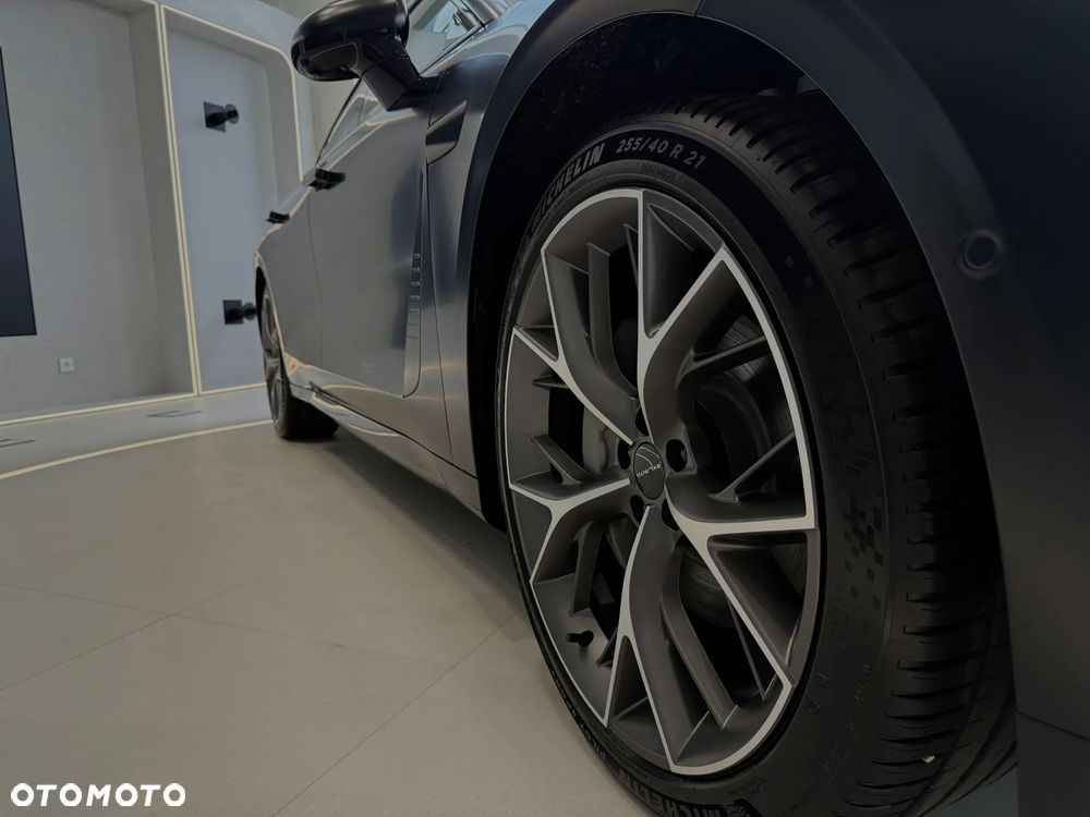 Exlantix ES 100kWh Premium AWD - 36