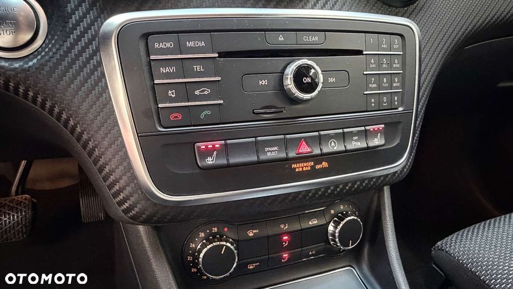 Mercedes-Benz GLA - 31