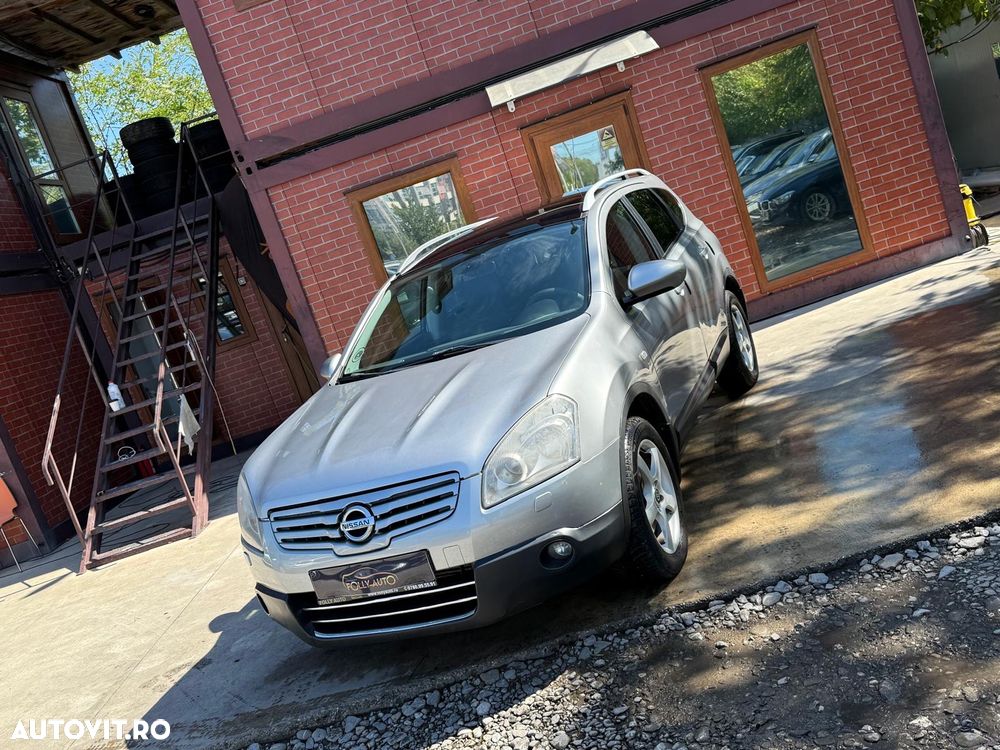 Nissan Qashqai+2 - 1