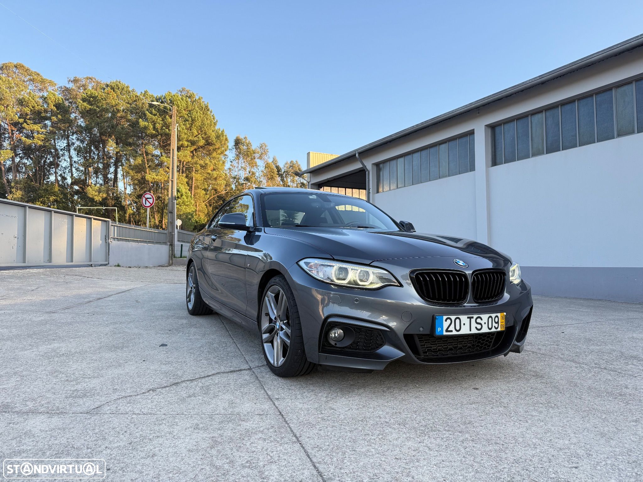 BMW 225 d Coupe Pack M Auto - 1