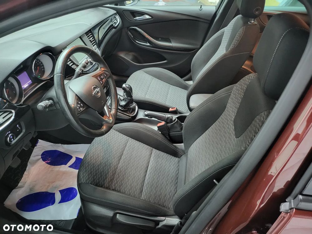 Opel Astra 1.6 Turbo Start/Stop Innovation - 4